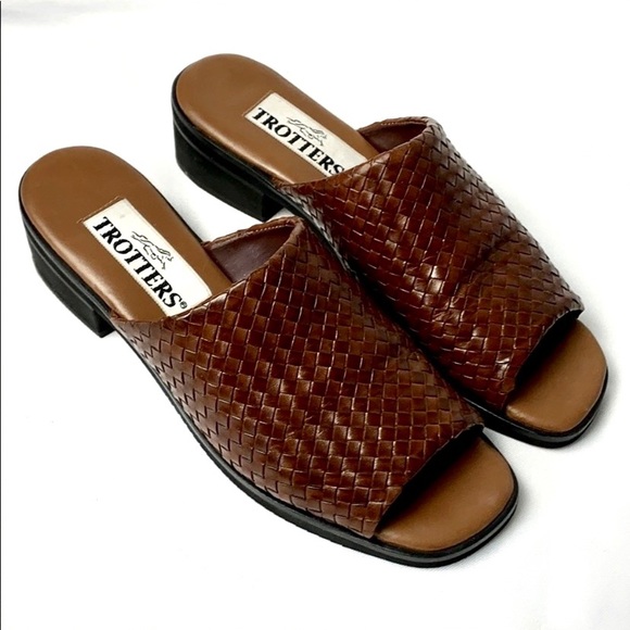 trotters sandals